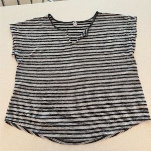 Old Navy Split Neck Striped TShirt